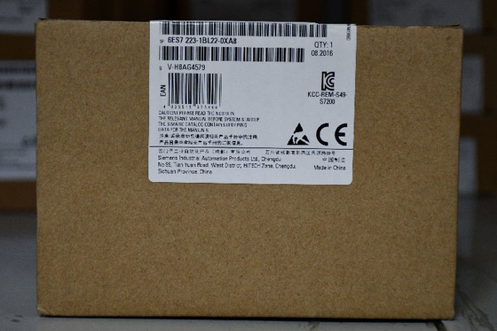 Módulo de la entrada-salida del PLC de Siemens para el uso con S7-1200 la serie, 62 x 38 X 21 milímetro, Digitaces, Digitaces, 24 C.C. de V, SIMATIC proveedor