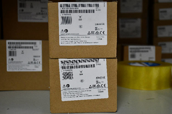 Módulo de la entrada-salida del PLC de Siemens, 100 x 45 x 75 milímetros, Digitaces, Digitaces, retransmisión, CJ1W-MD, 230 V, SIMATIC proveedor