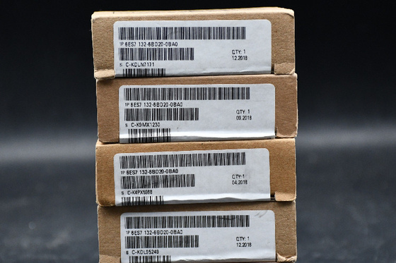 Siemens - módulo de la entrada-salida del PLC, 73 x 15 x 58 milímetros, Digitaces, MicroLogix 1100, MicroLogix 1200, MicroLogix 1400, 24 V DC, SIMATIC proveedor