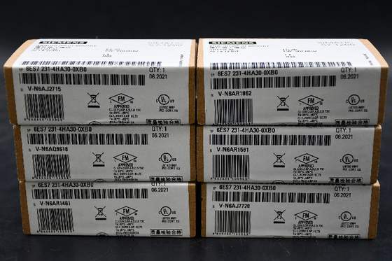 Módulo de la entrada-salida del PLC de Siemens para el uso con S7-300 la serie, 125 x 80 x 120 milímetros, 24 C.C. de V, SIMATIC proveedor
