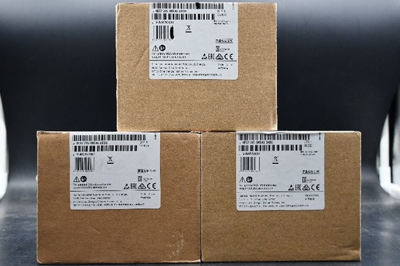 Impulsión del inversor de Siemens SINAMICS G120C, trifásica adentro, 0 → 550 herzios hacia fuera, 3 kilovatios, CA de 400 V, 7,3 A proveedor